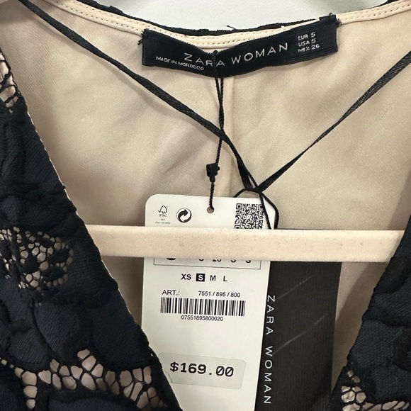 6/$20 Zara Black Floral Lace Backless Dress - Picture 4 of 4
